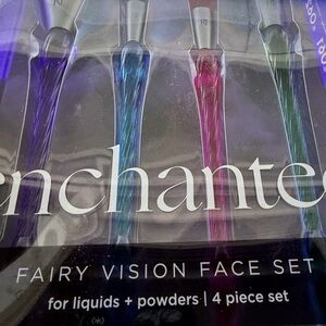 Real Techniques Set of 4 brushes - Blue, Purple, Pink